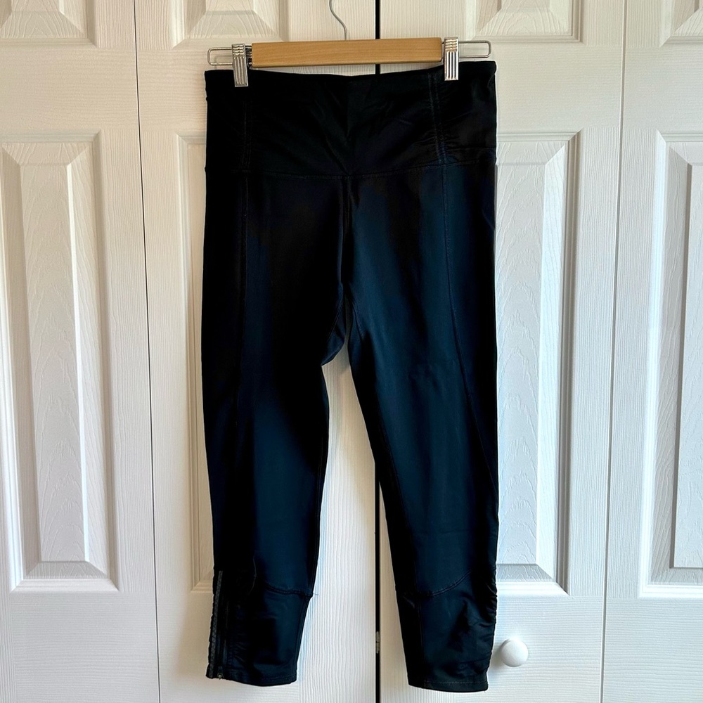 Lululemon crop leggings